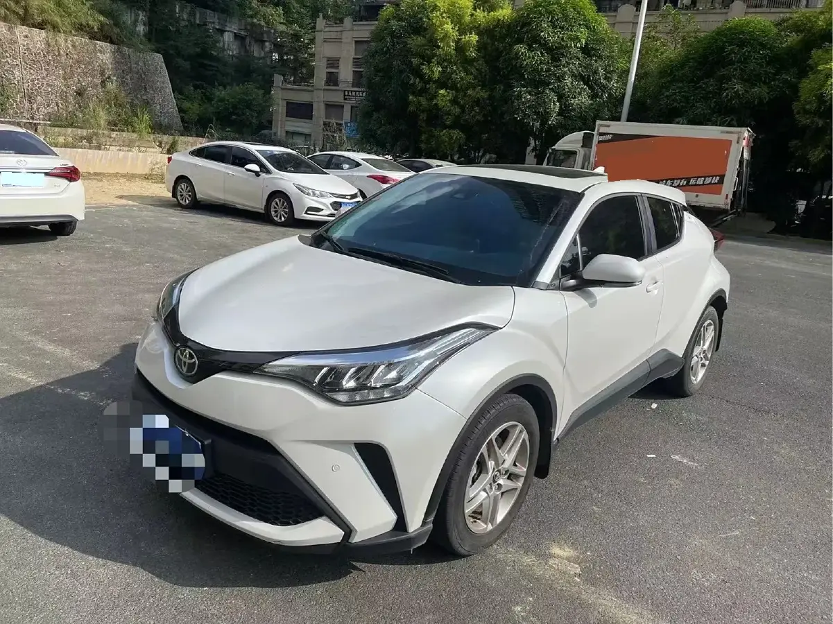 2021 Toyota C-HR 2.0L 171HP L4 CVT