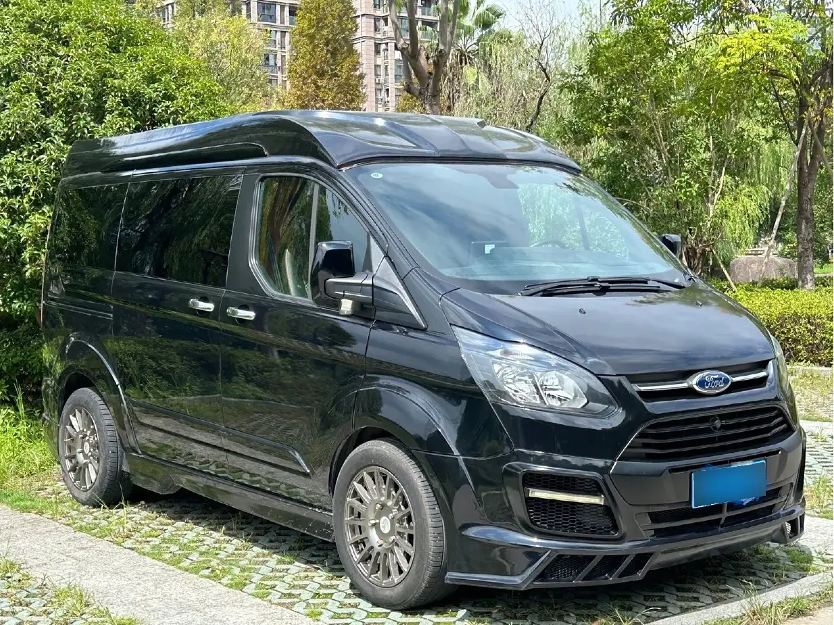 2016 Ford Tourneo 2.0T 203HP L4 5MT