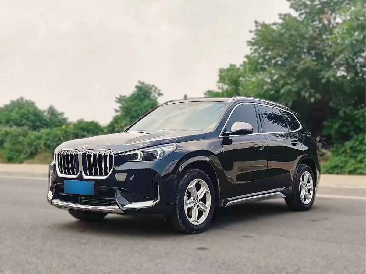 2023 BMW X1 2.0T 204HP L4 7DCT