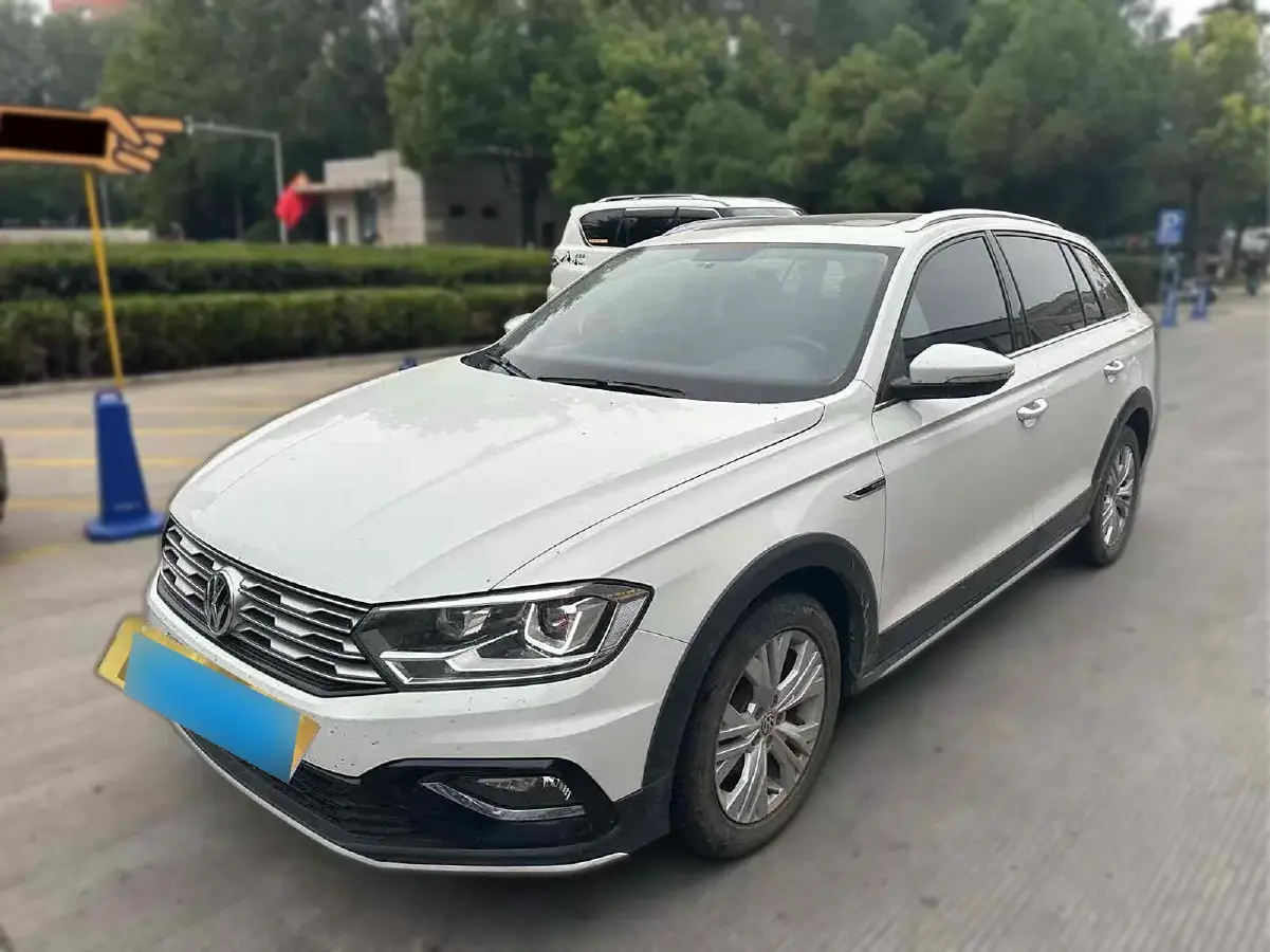 2018 Volkswagen C-Trek 1.5L 110HP L4 6AT