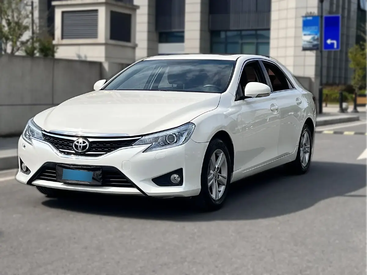 2013 Toyota Reiz 2.5L 193HP V6 6AT