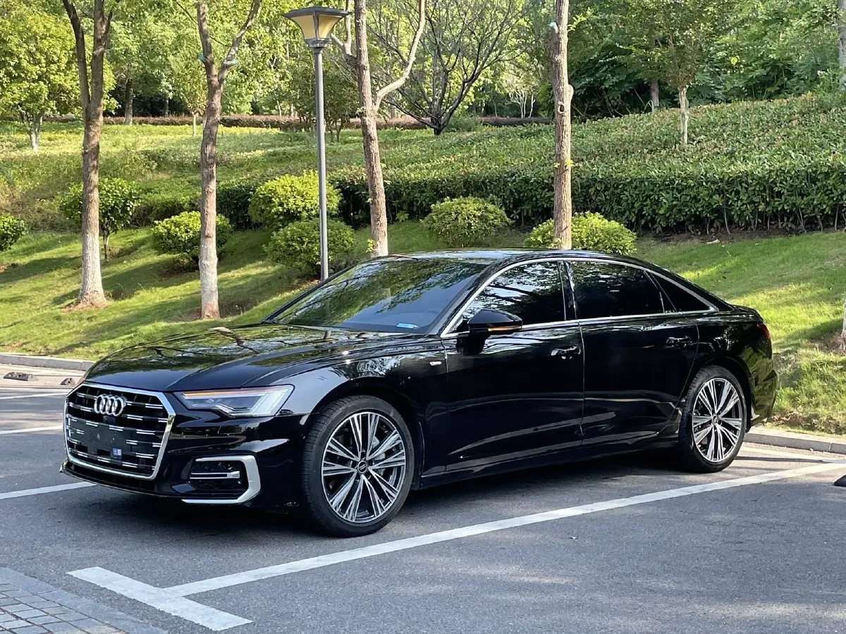 2024 Audi A6L 2.0T 245HP L4 7DCT
