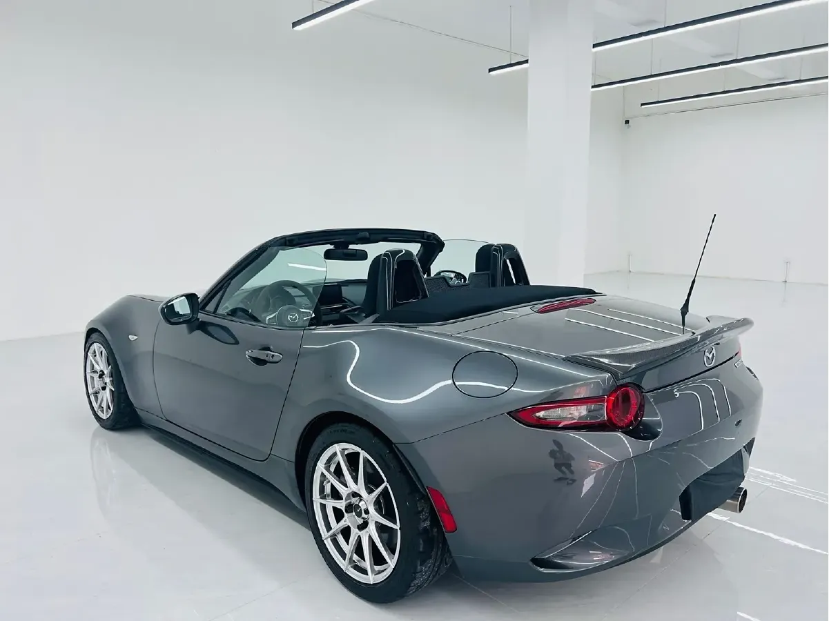 2018 Mazda MX-5 2.0L 158HP L4 6AT,autocango,china used car exporter,china ev exporter,chinese used car exporter,chinese used ev exporter