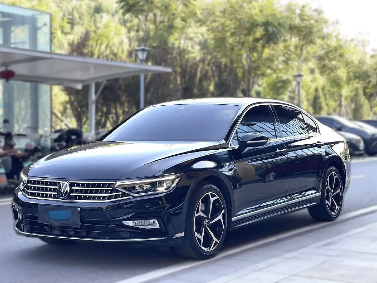 2024 Volkswagen Magotan 2.0T 186HP L4 7DCT