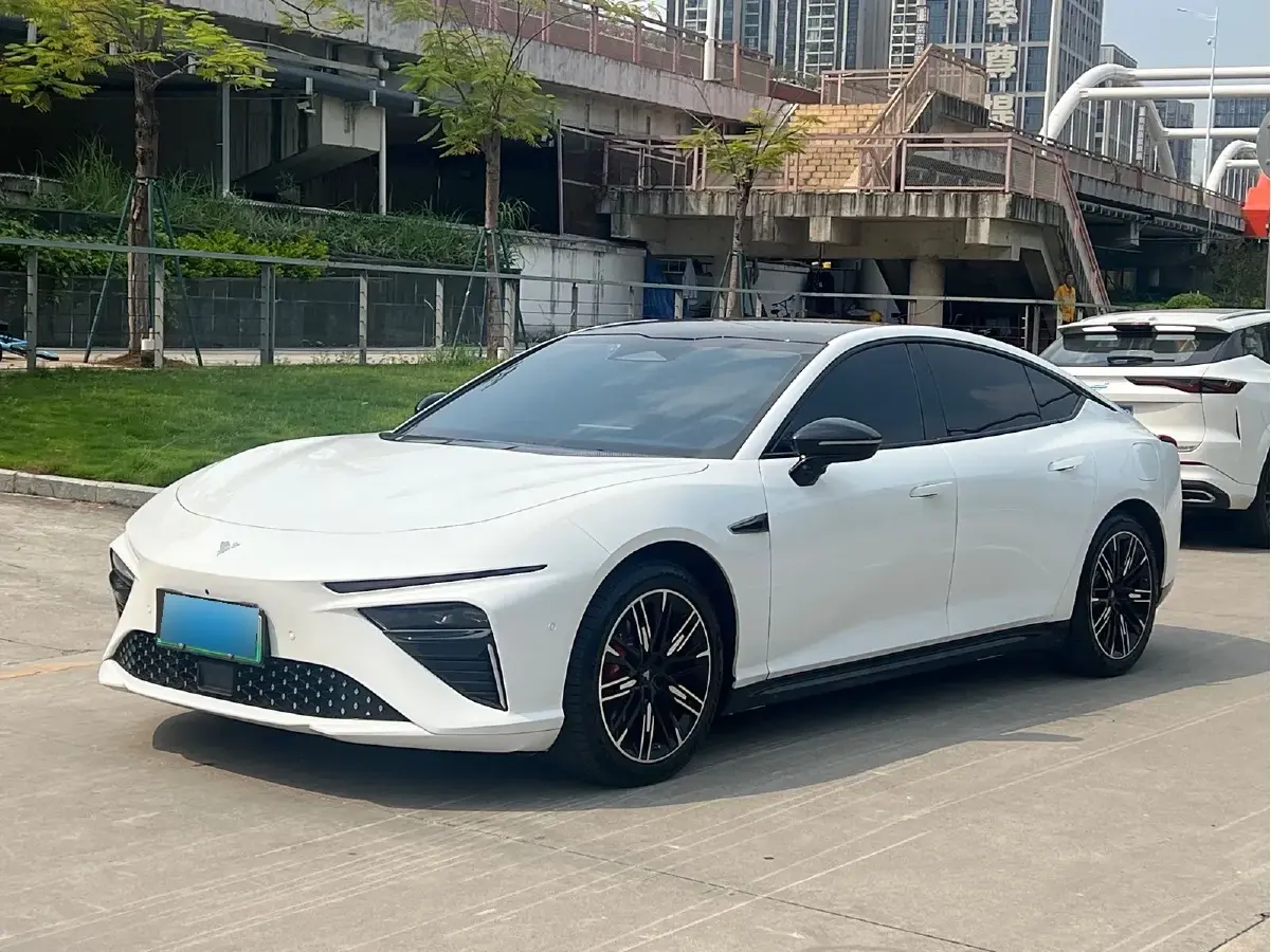 2022 Neta S Range Extended 231HP REEV 43.51KWH