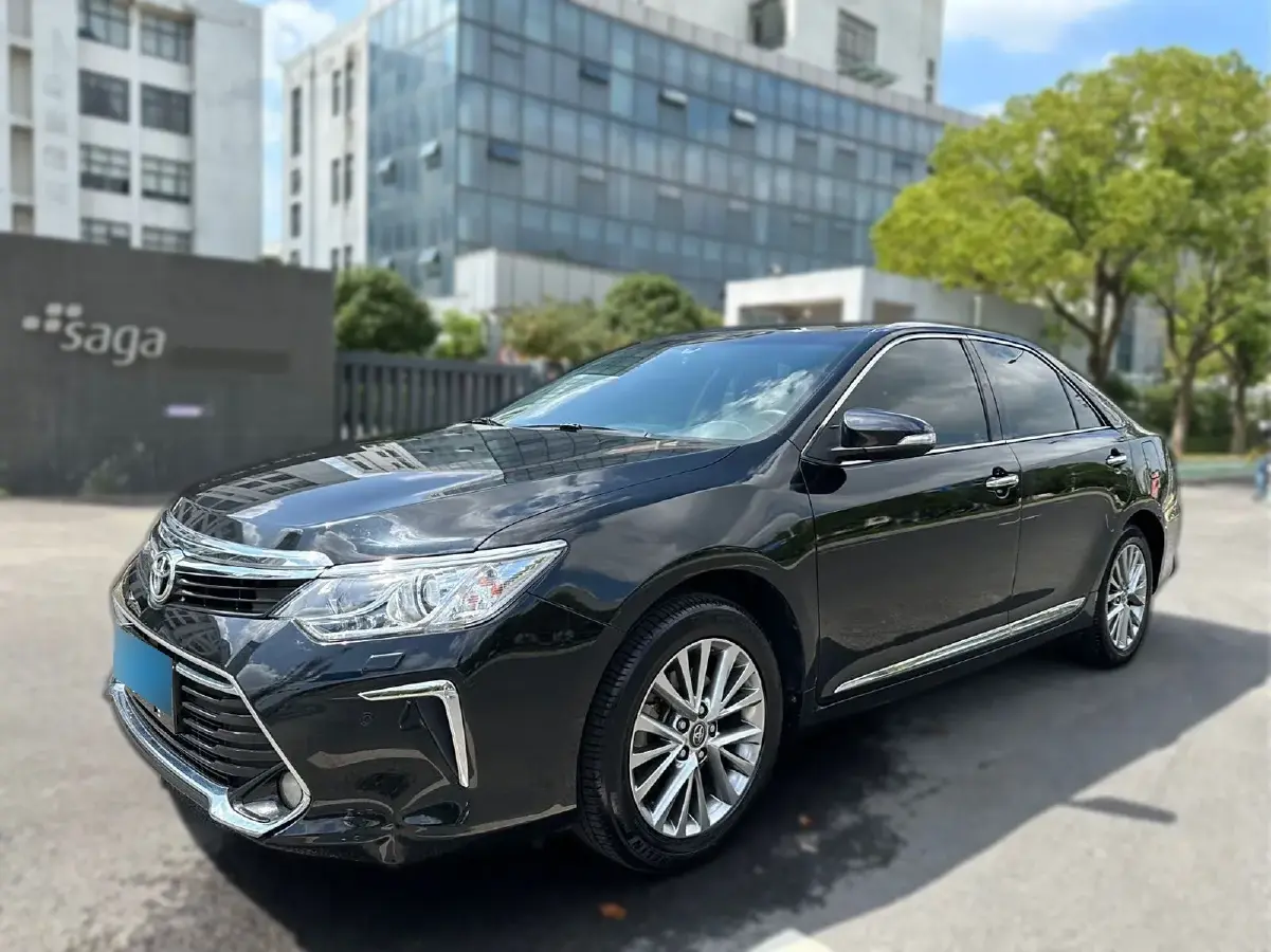 2016 Toyota Camry 2.5L 184HP L4 6AT