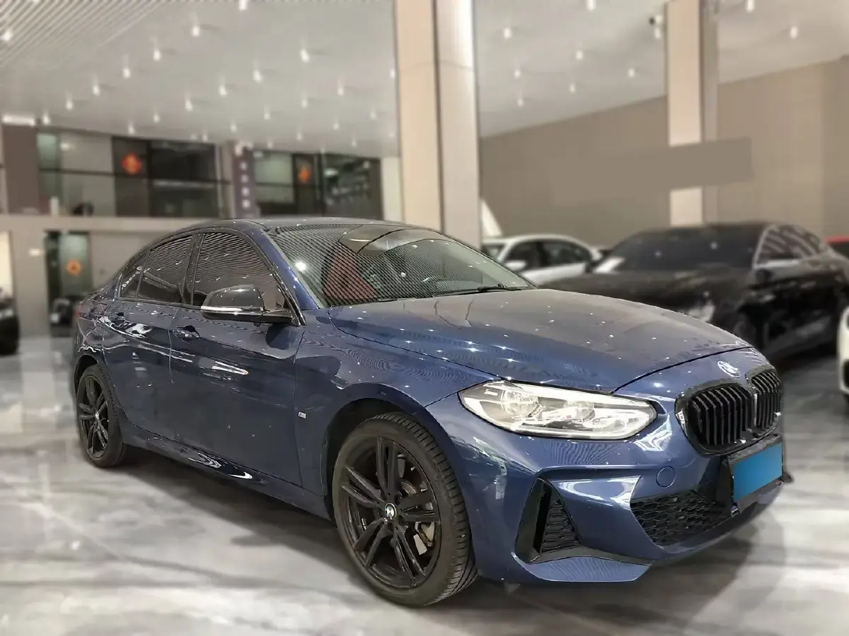2021 BMW 1 Series 2.0T 192HP L4 7DCT