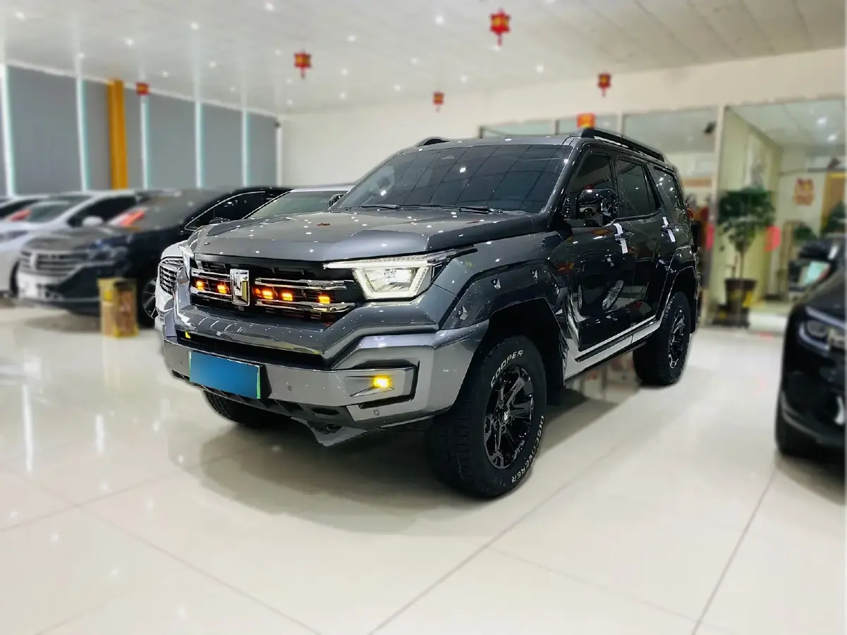 2023 Tank 400 2.0T 252HP L4 9AT PHEV 37.1KWH