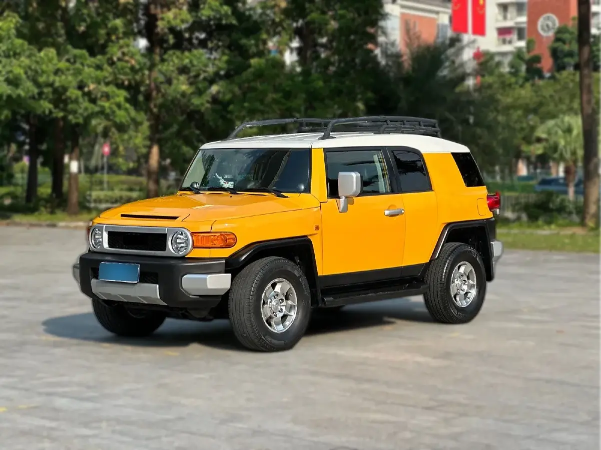 2010 Toyota FJ Cruiser 4.0L 272HP V6 5AT