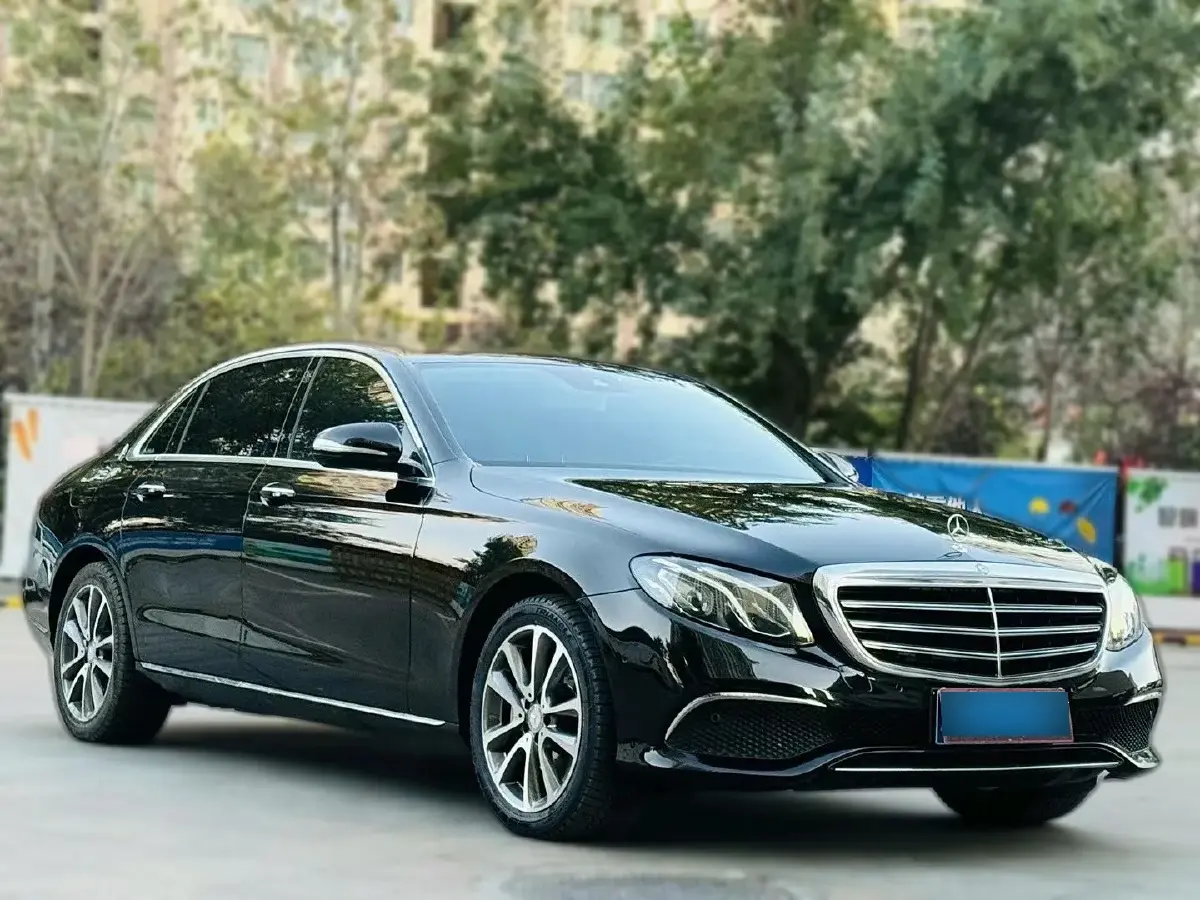 2016 Mercedes-Benz E Class 2.0T 245HP L4 9AT