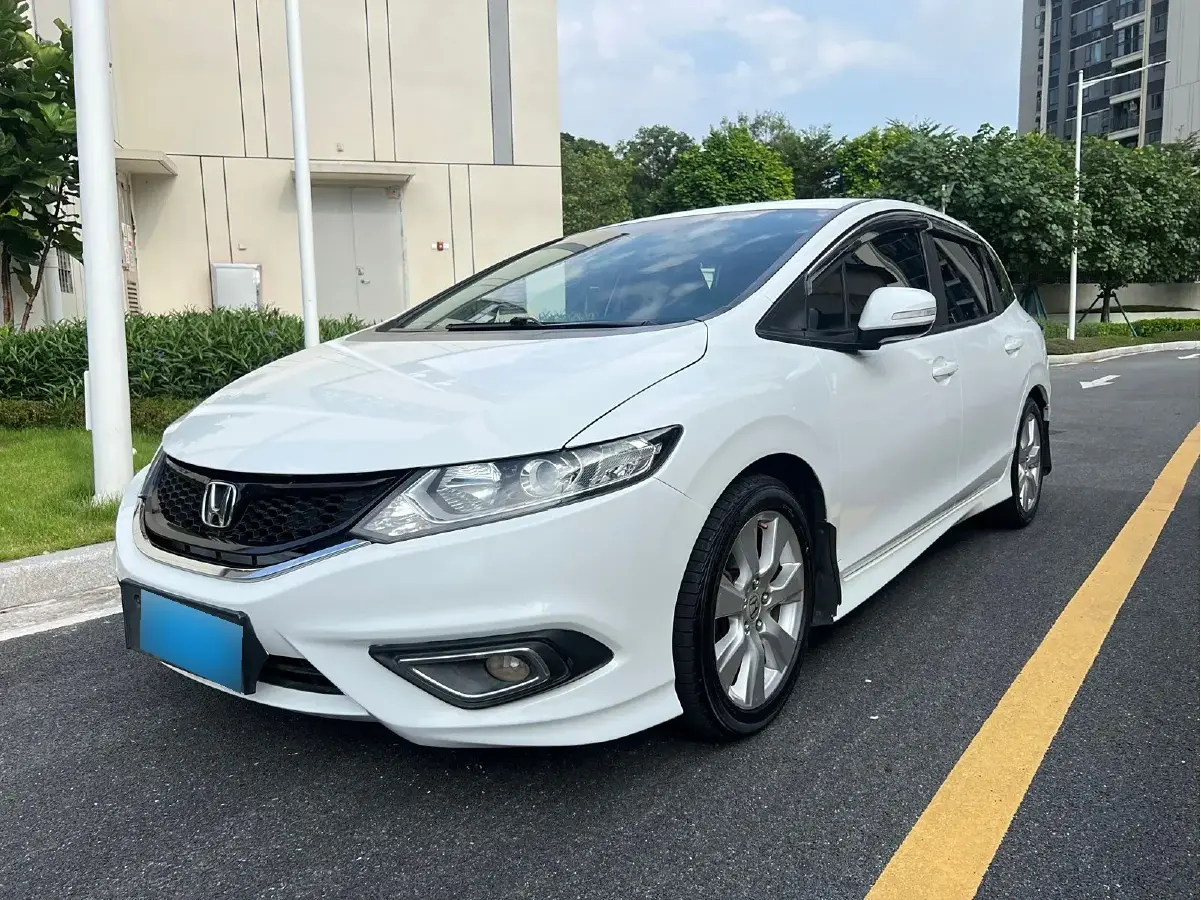 2013 Honda Jade 1.8L 141HP L4 5AT