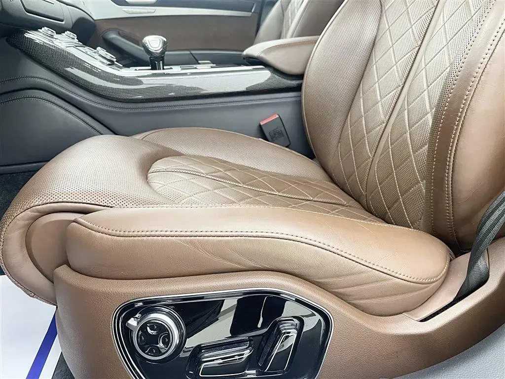 2013 Audi S8 4.0T 520HP V8 8AT,autocango,china used car exporter,china ev exporter,chinese used car exporter,chinese used ev exporter