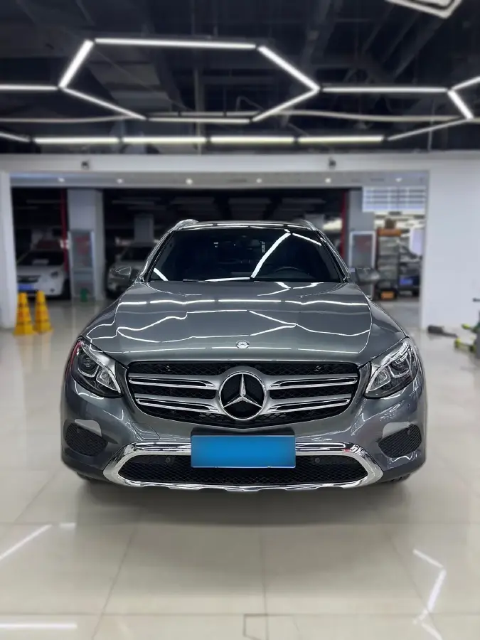 2016 Mercedes-Benz GLC Class 2.0T 211HP L4 9AT