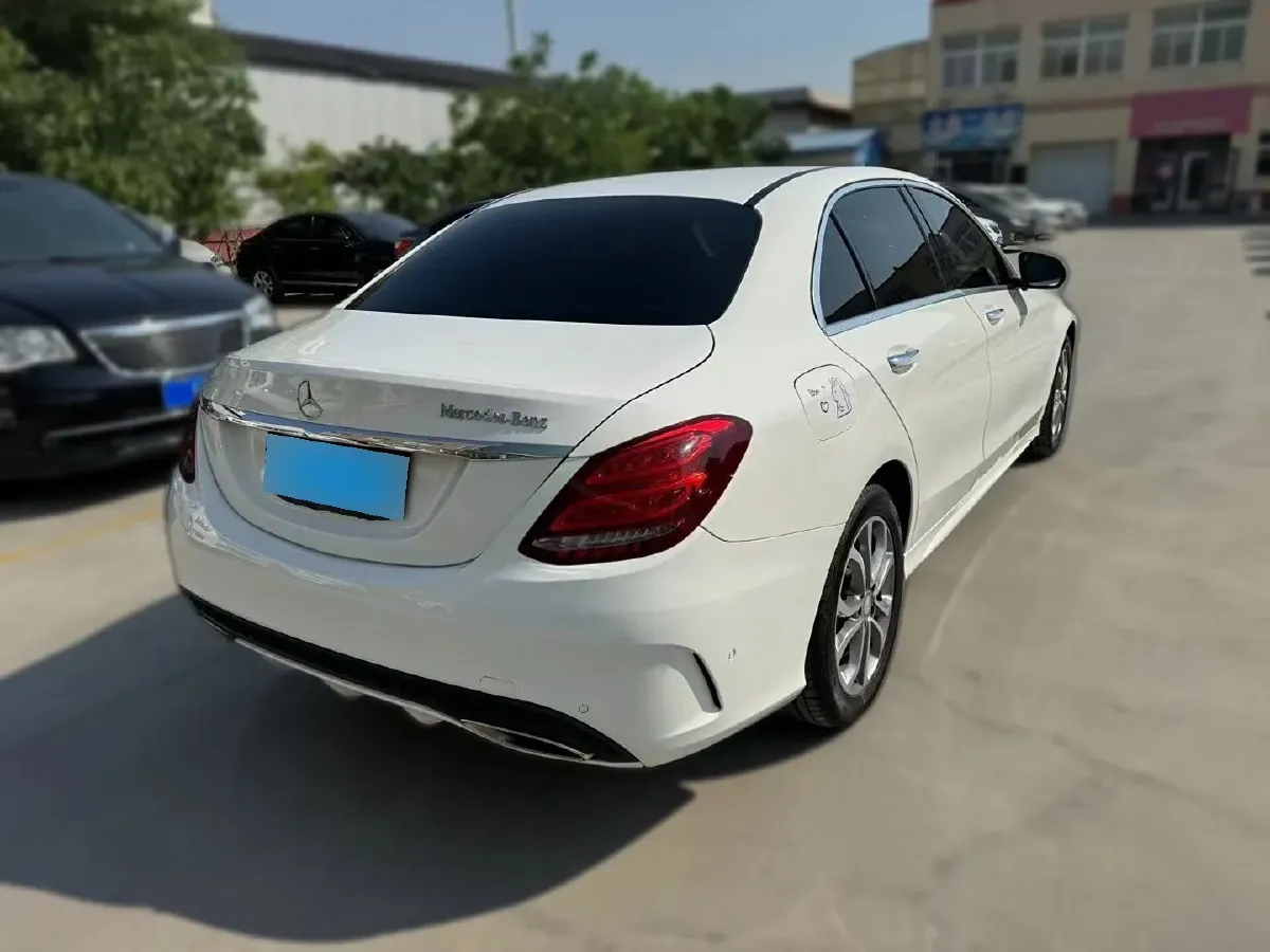 2015 Mercedes-Benz C Class 1.6T 156HP L4 7AT,autocango,china used car exporter,china ev exporter,chinese used car exporter,chinese used ev exporter