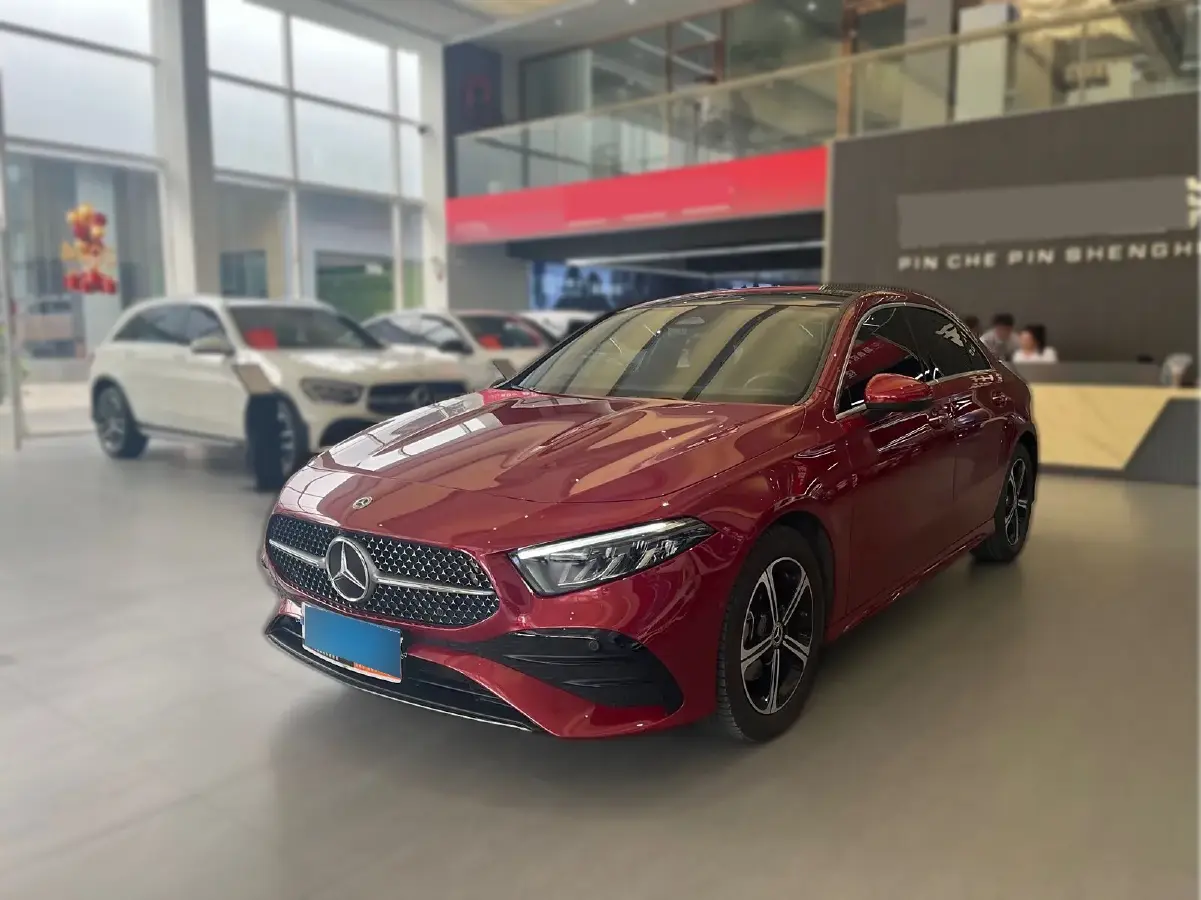 2023 Mercedes-Benz A Class 1.3T 163HP L4 7DCT