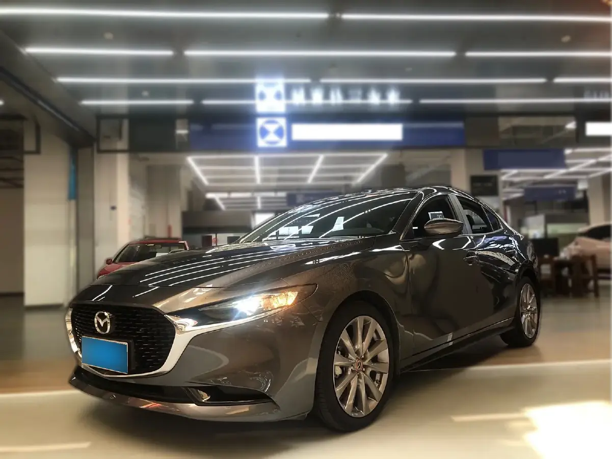 2020 Mazda 3 Axela 2.0L 158HP L4 6AT