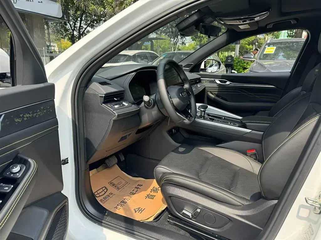 2023 Geely Preface 1.5T 181HP L4 7DCT,autocango,china used car exporter,china ev exporter,chinese used car exporter,chinese used ev exporter