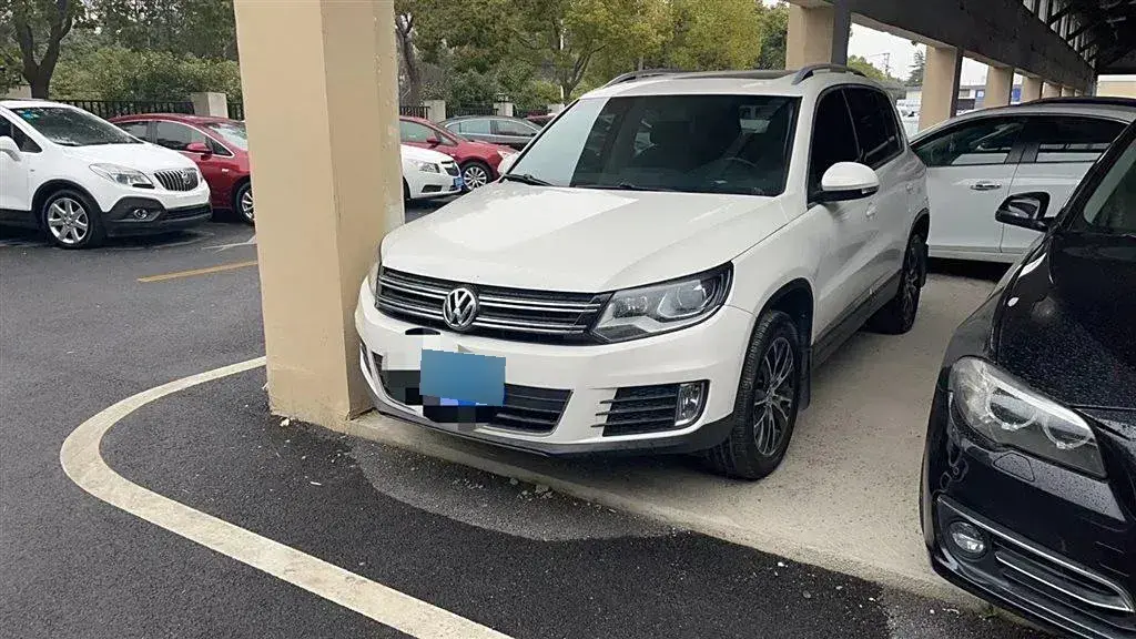 2015 Volkswagen Tiguan 1.8T 160HP L4 6AT