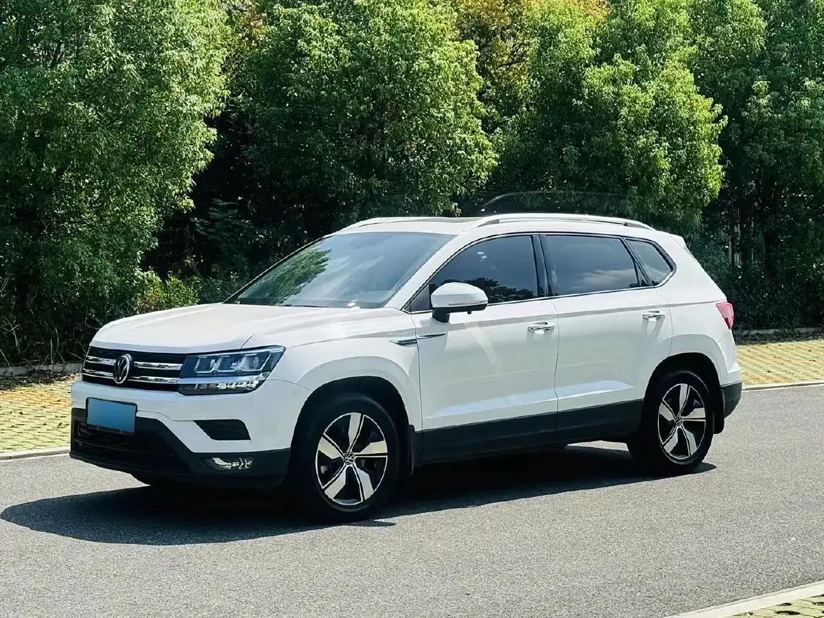 2021 Volkswagen Tharu 1.4T 150HP L4 7DCT