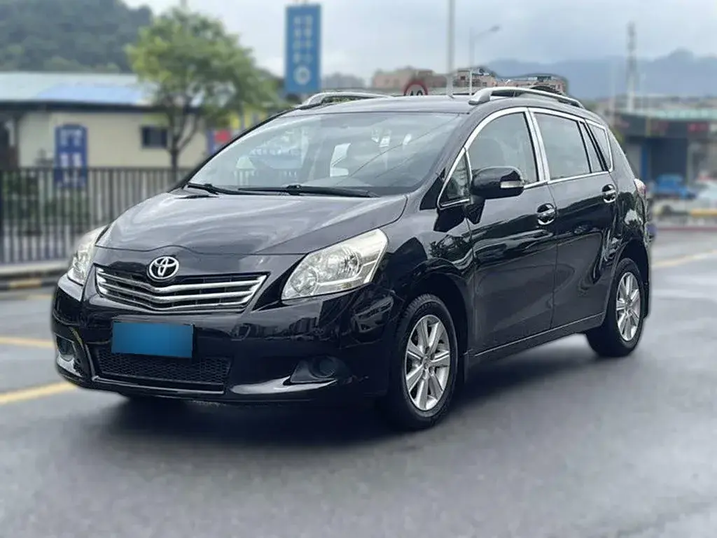 2014 Toyota Verso 1.8L 140HP L4 CVT