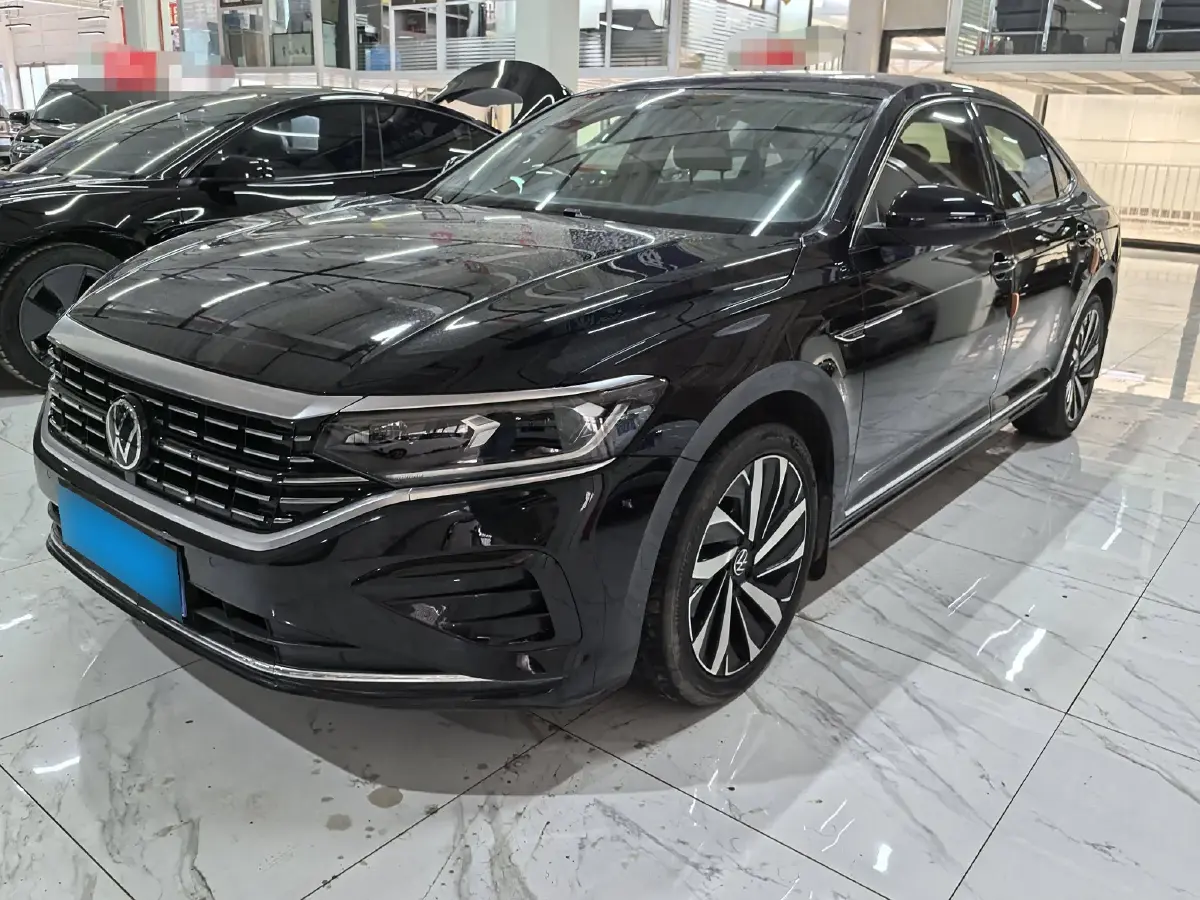 2022 Volkswagen Passat 2.0T 186HP L4 7DCT