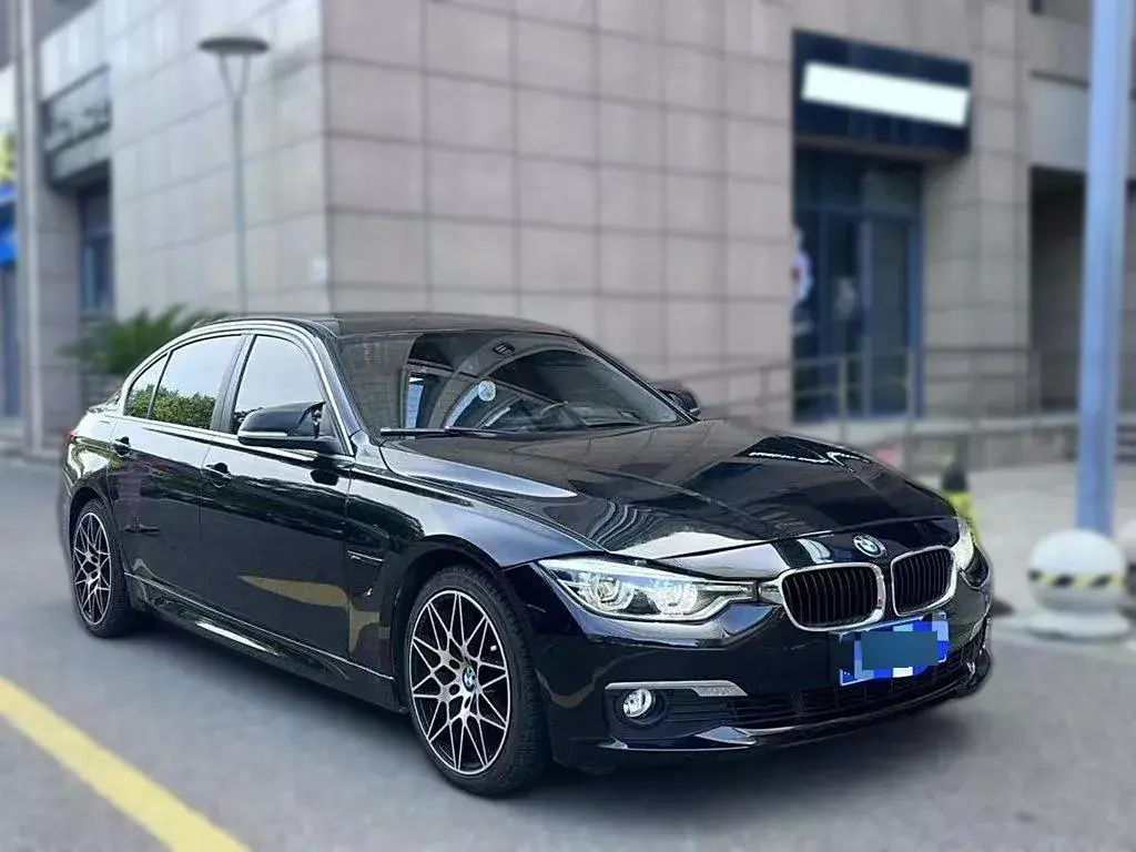 2017 BMW 3 Series 2.0T 184HP L4 8AT