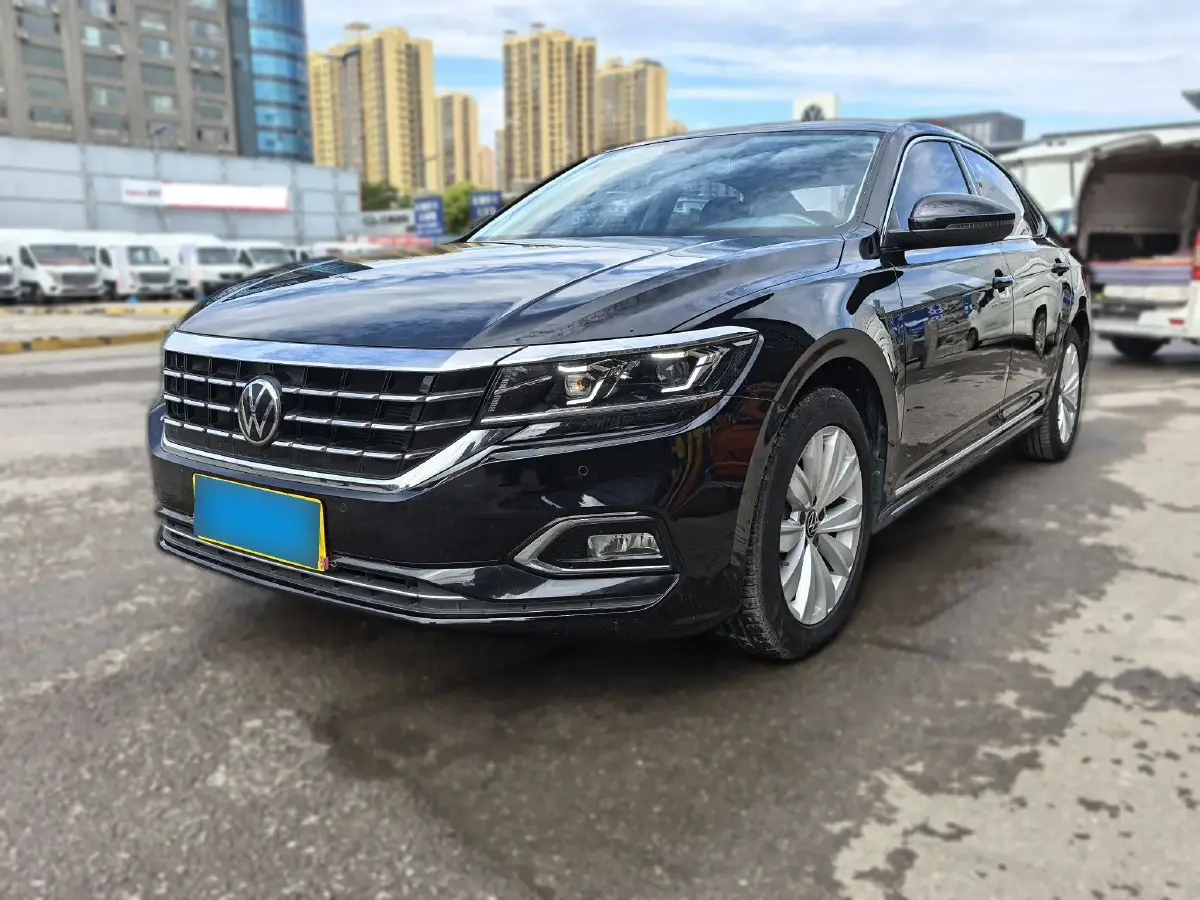 2021 Volkswagen Passat 1.4T 150HP L4 7DCT