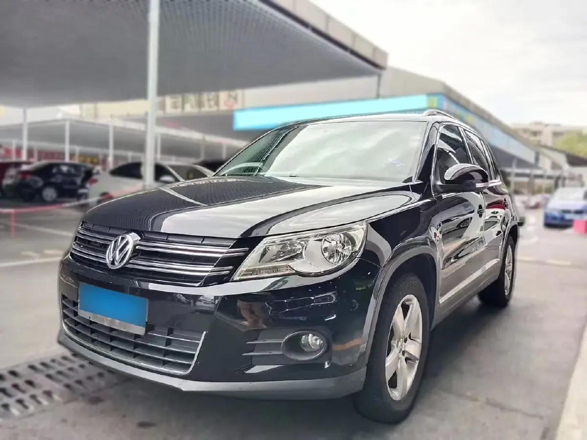 2012 Volkswagen Tiguan 1.8T 160HP L4 6MT