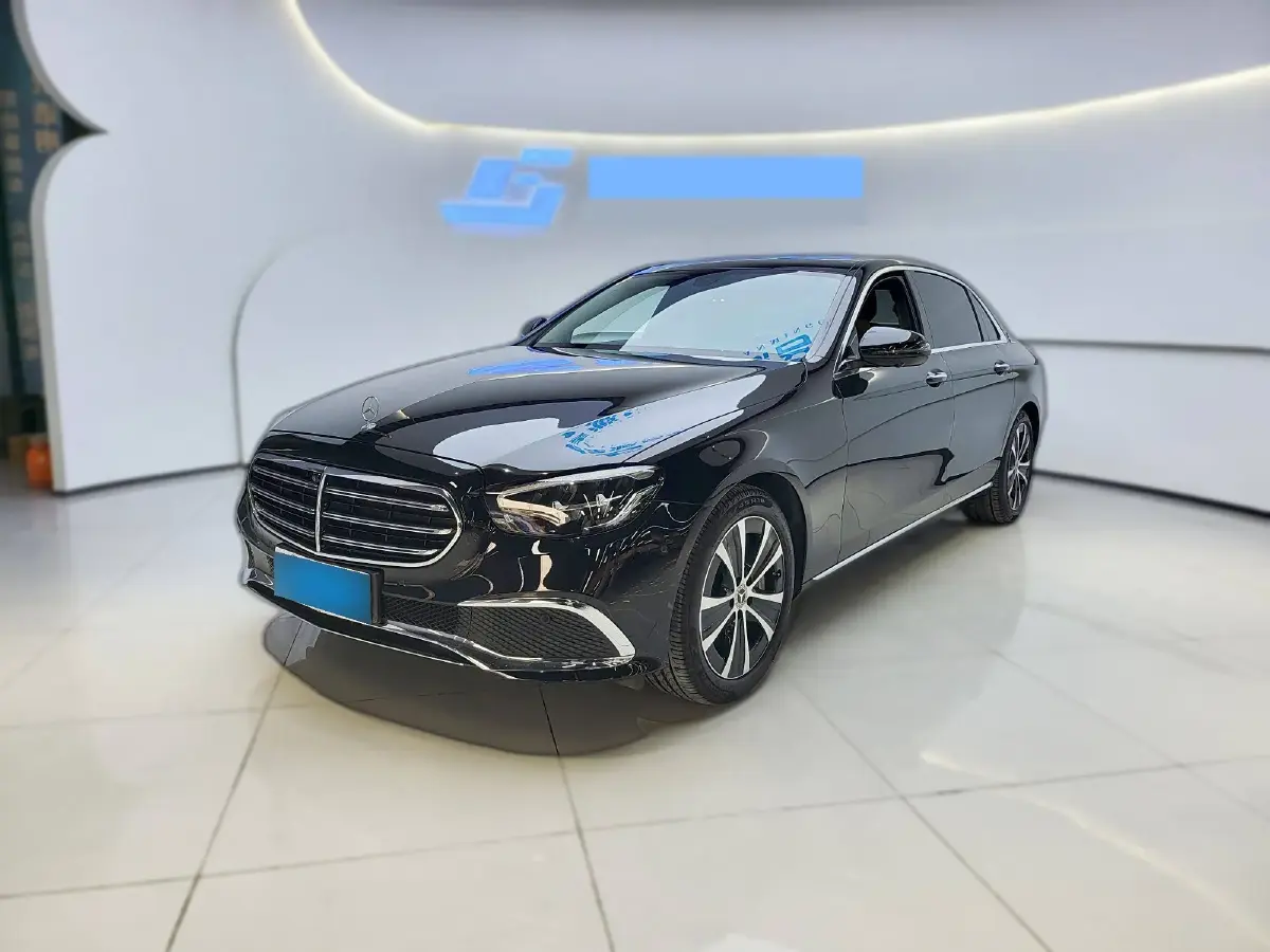 2024 Mercedes-Benz E Class 2.0T 204HP L4 9AT PHEV 25.4KWH