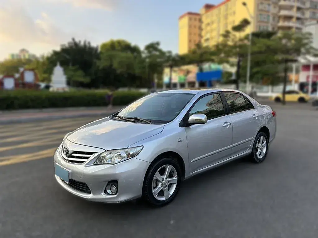 2011 Toyota Corolla 1.8L 140HP L4 CVT