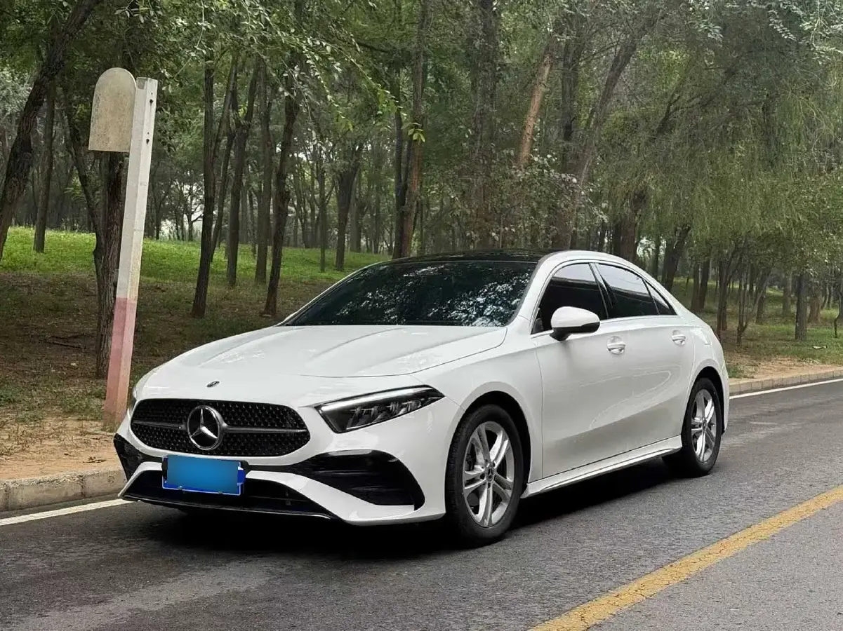 2024 Mercedes-Benz A Class 1.3T 136HP L4 7DCT