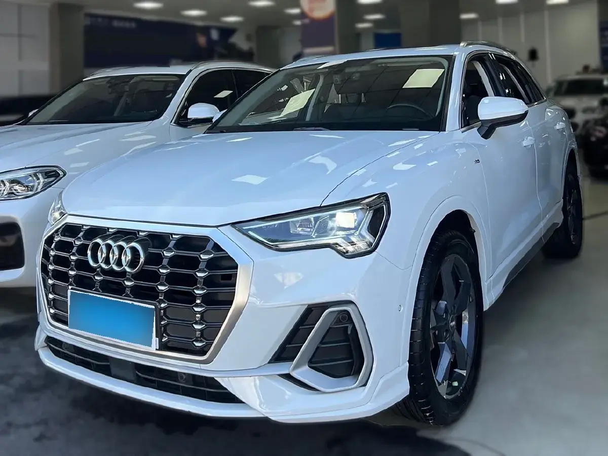 2021 Audi Q3 2.0T 186HP L4 7DCT