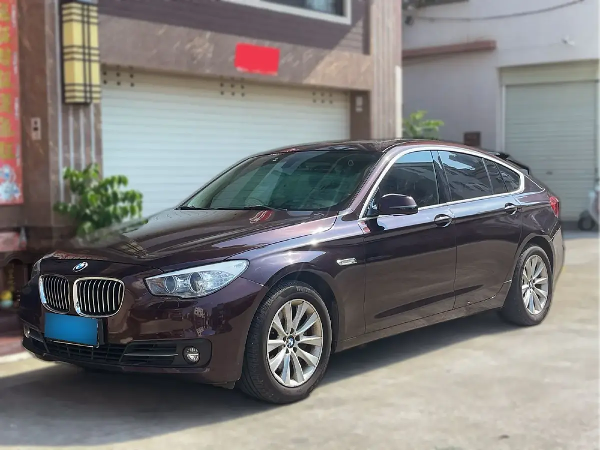 2014 BMW 5 Series GT 2.0T 245HP L4 8AT