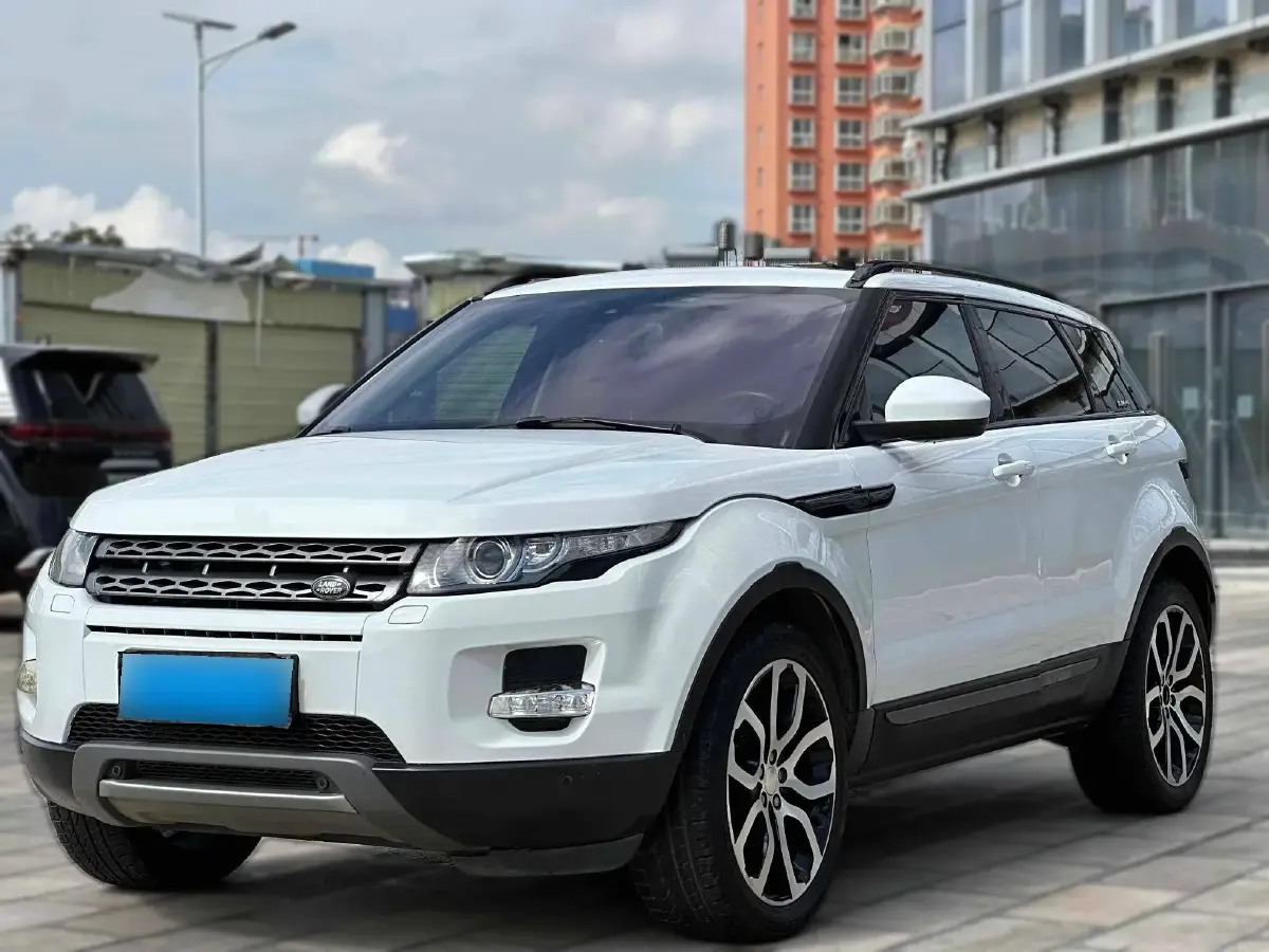 2014 Land Rover Range Rover Evoque 2.0T 241HP L4 9AT