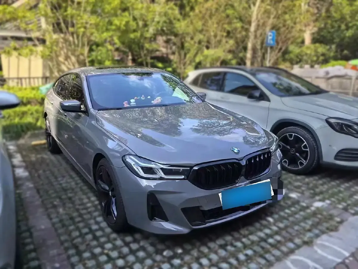 2022 BMW 6 Series GT 2.0T 245HP L4 8AT