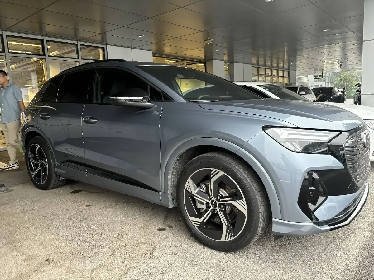 2023 Audi Q4 e-tron BEV 84.8KWH