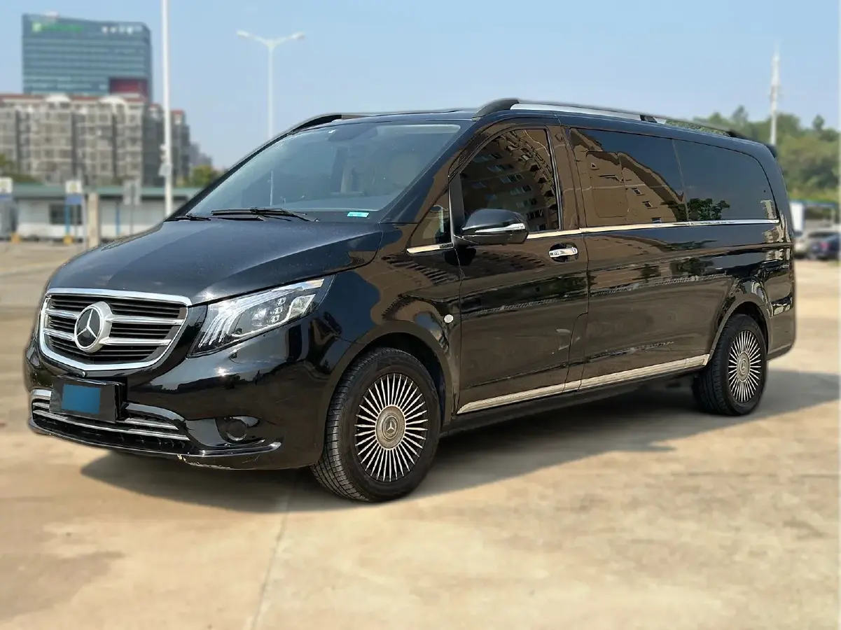 2016 Mercedes-Benz Vito 2.0T 211HP L4 7AT