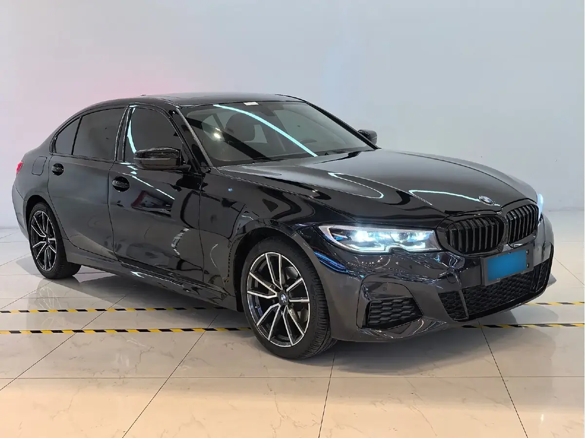 2022 BMW 3 Series 2.0T 156HP L4 8AT