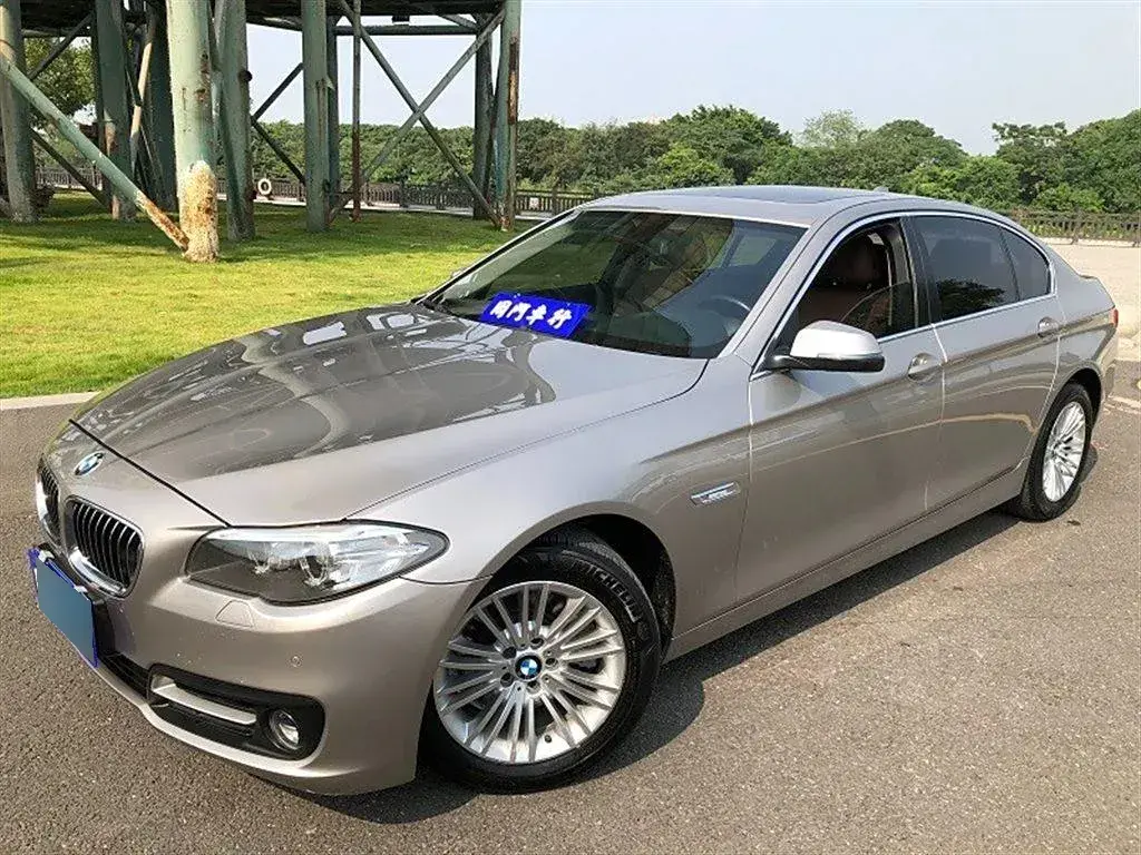 2014 BMW 5 Series 2.0T 218HP L4 8AT