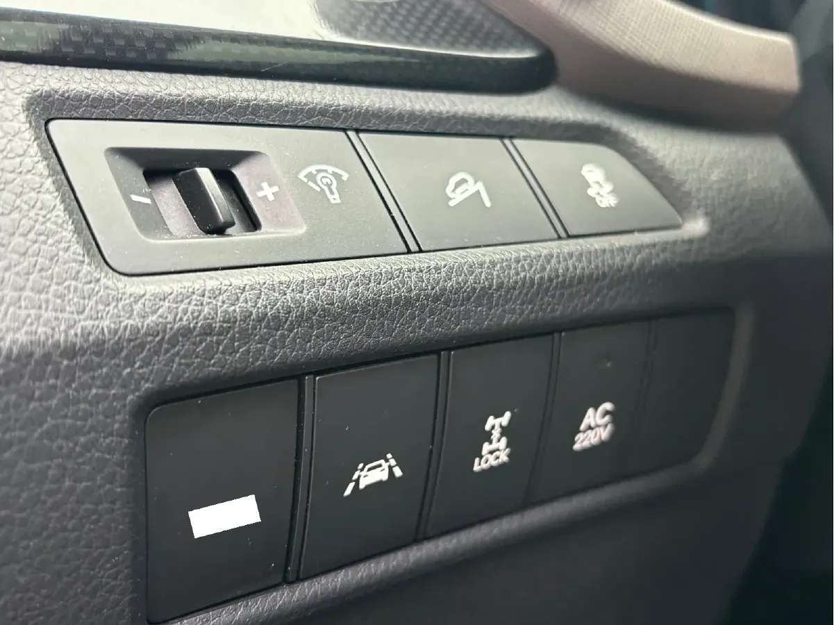 2013 Hyundai Grand SantaFe 3.0L 264HP V6 6AT,autocango,china used car exporter,china ev exporter,chinese used car exporter,chinese used ev exporter