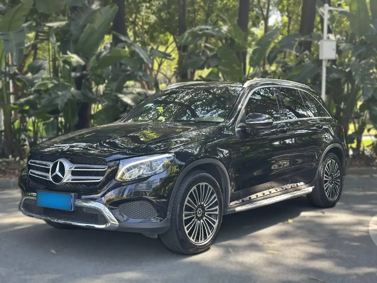 2018 Mercedes-Benz GLC Class 2.0T 184HP L4 9AT