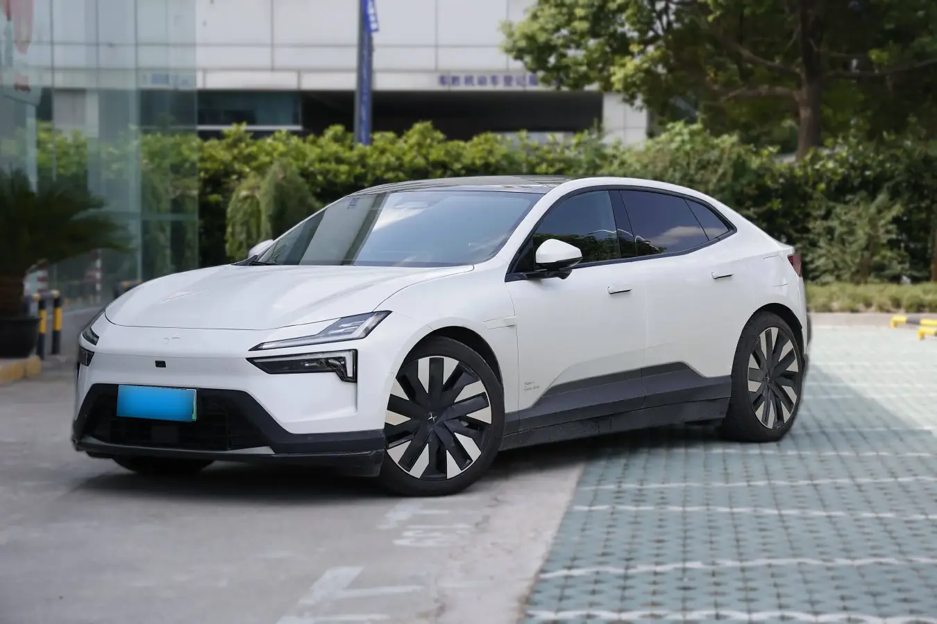 2024 Polestar 4 BEV 100KWH