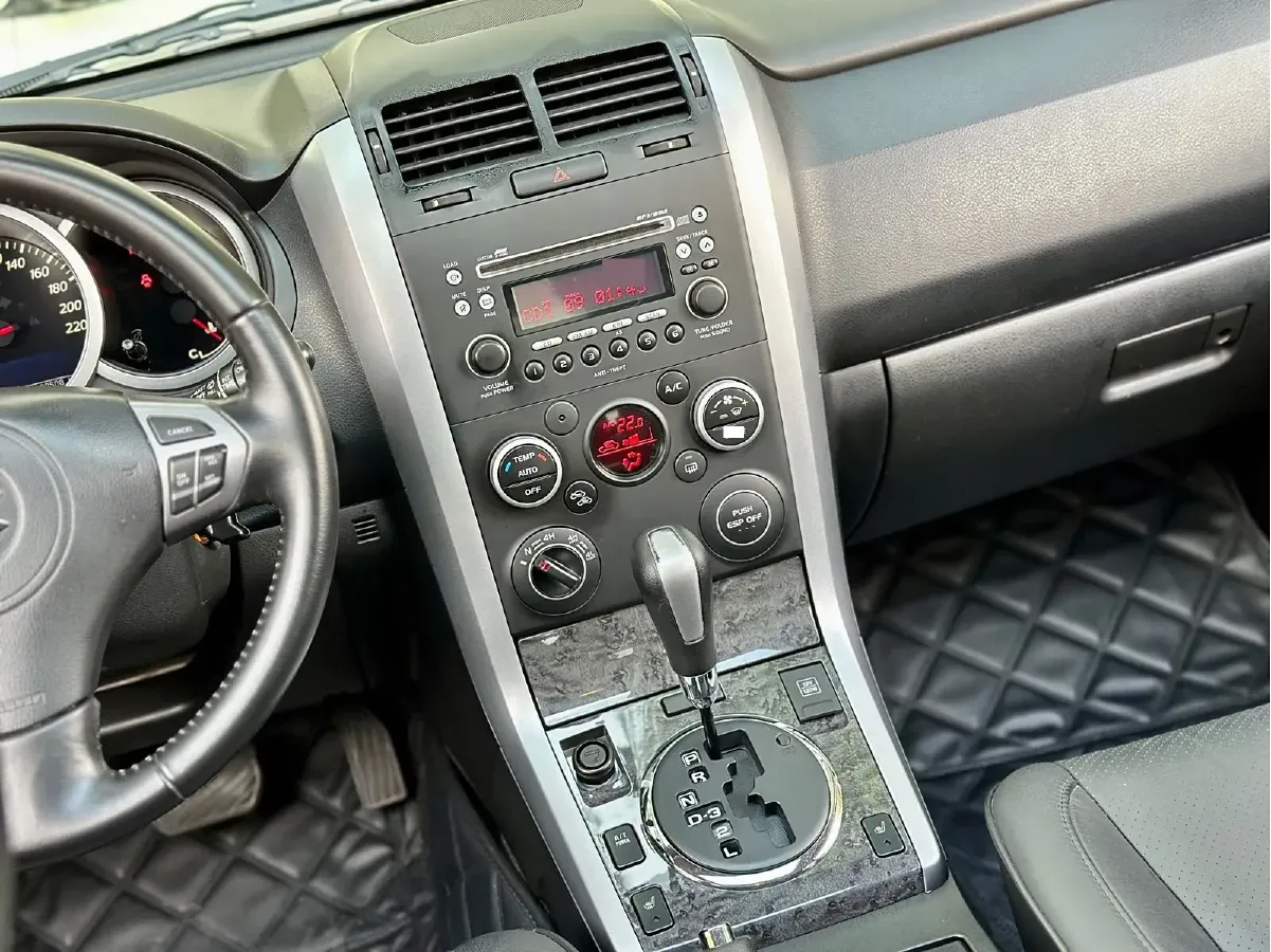 2008 Suzuki Grand Vitara 2.4L 166HP L4 4AT,autocango,china used car exporter,china ev exporter,chinese used car exporter,chinese used ev exporter