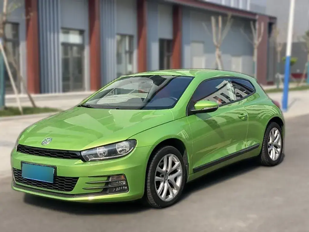 2015 Volkswagen Scirocco 1.4T 122HP L4 7DCT