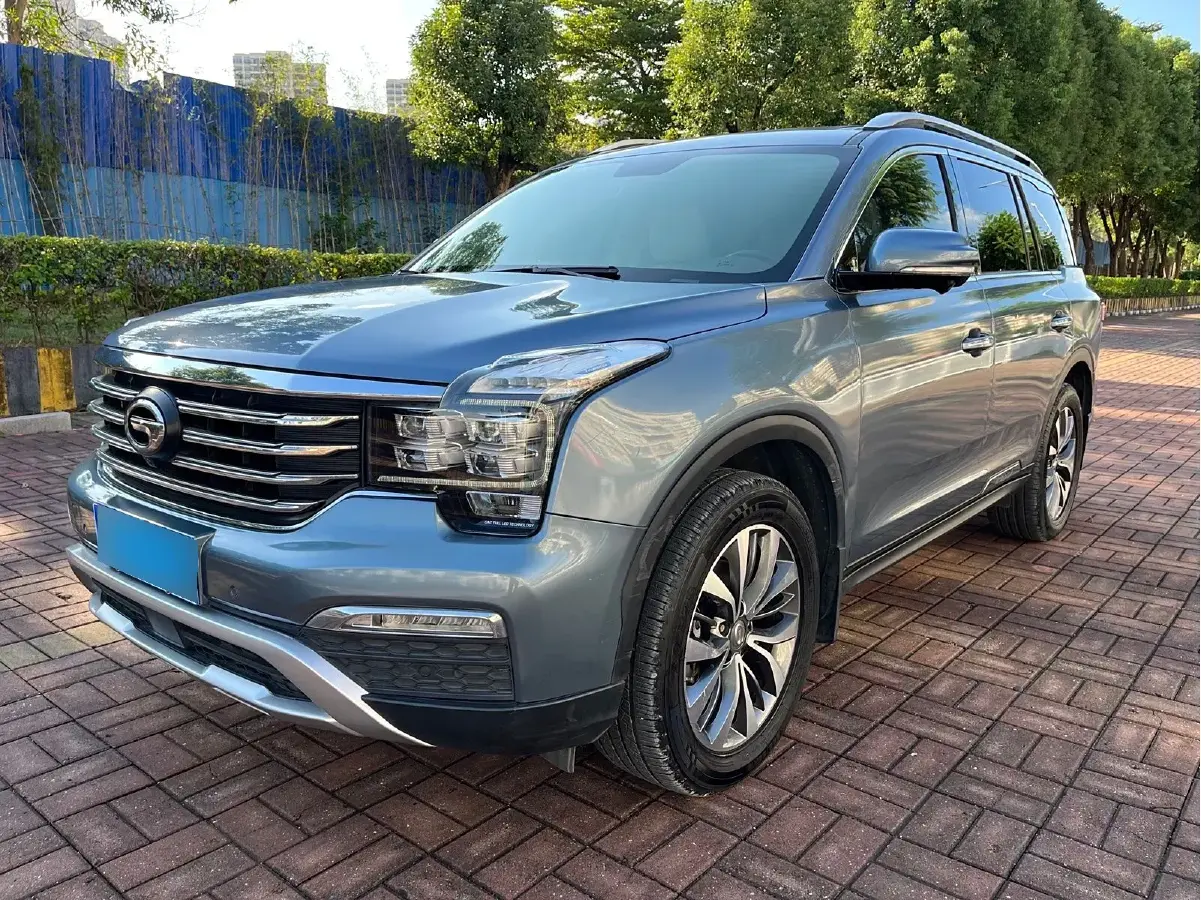 2017 GAC Trumpchi GS8 2.0T 201HP L4 6AT