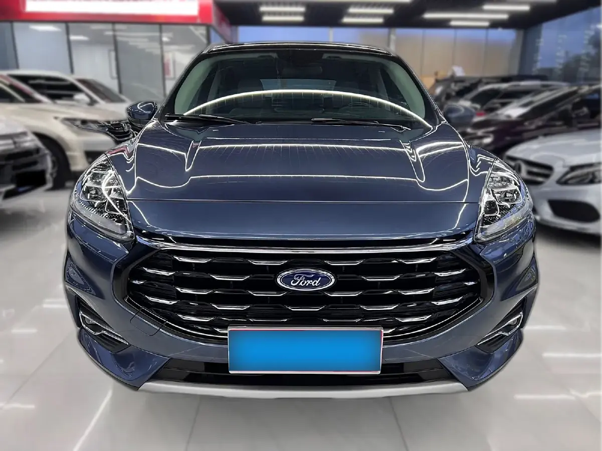 2020 Ford Escape 2.0T 248HP L4 8AT