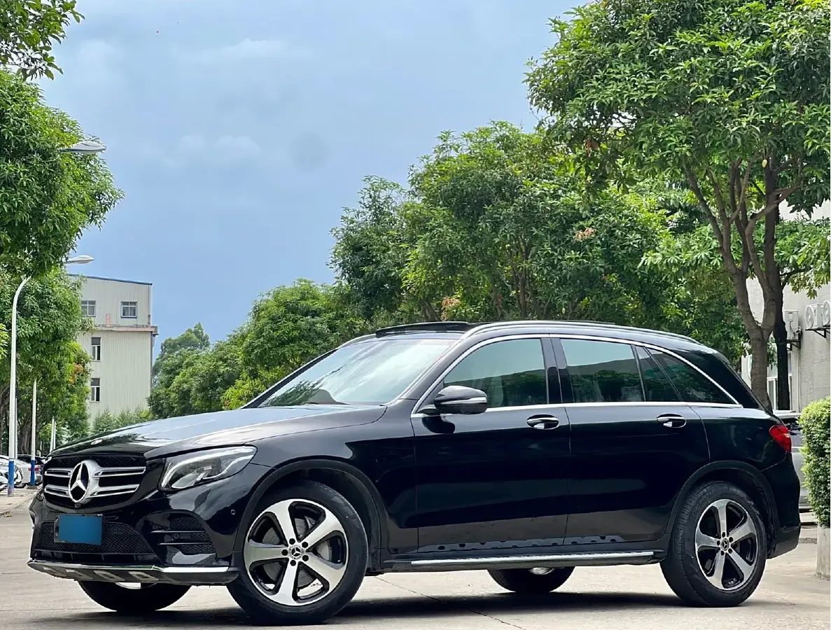 2019 Mercedes-Benz GLC Class 2.0T 211HP L4 9AT