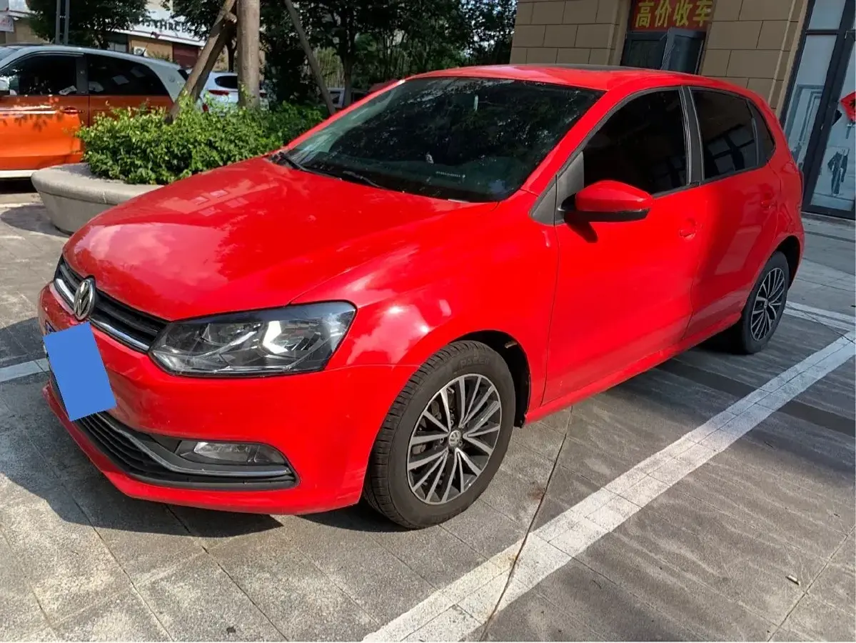 2016 Volkswagen Polo 1.6L 110HP L4 6AT