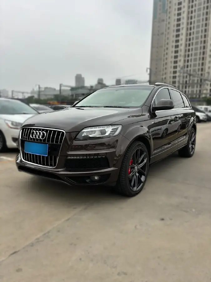 2015 Audi Q7 3.0T 245HP V6 8AT