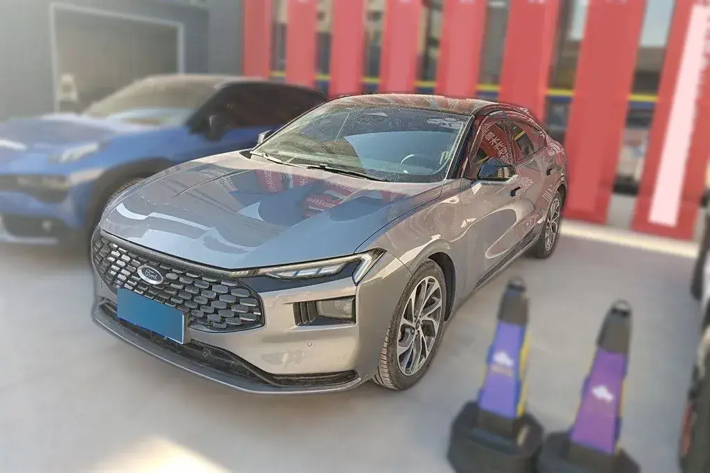 2022 Ford Mondeo 2.0T 238HP L4 8AT